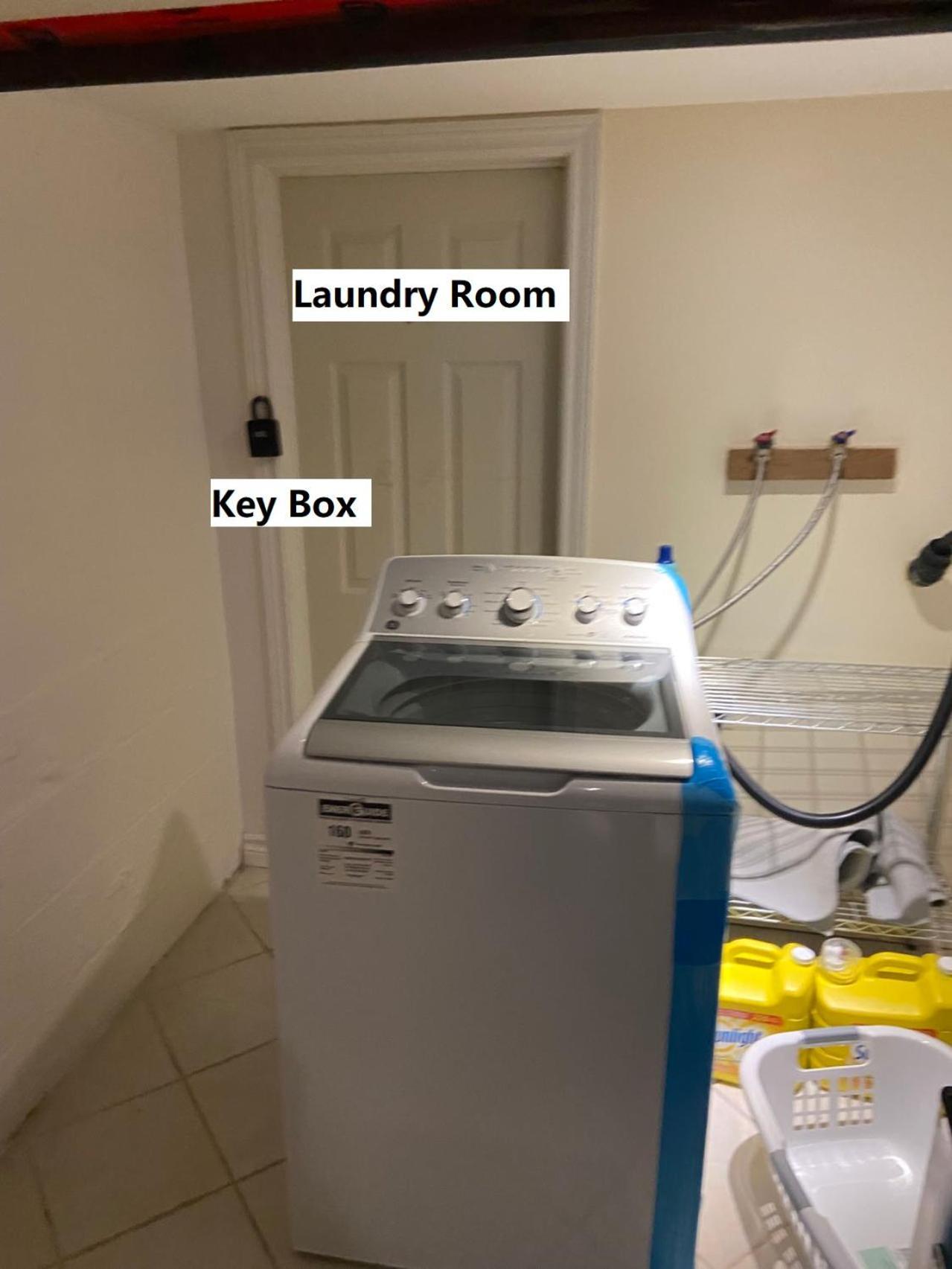 Budget Quad Room With En Suite Bathroom 36B Toronto Luaran gambar